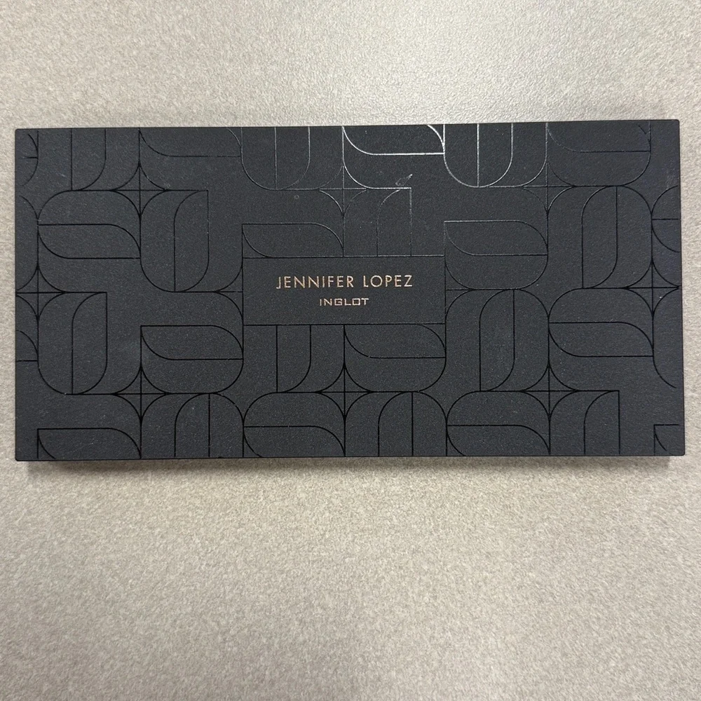 RARE Inglot x Jennifer Lopez Eyeshadow Palette - Tan and Brown